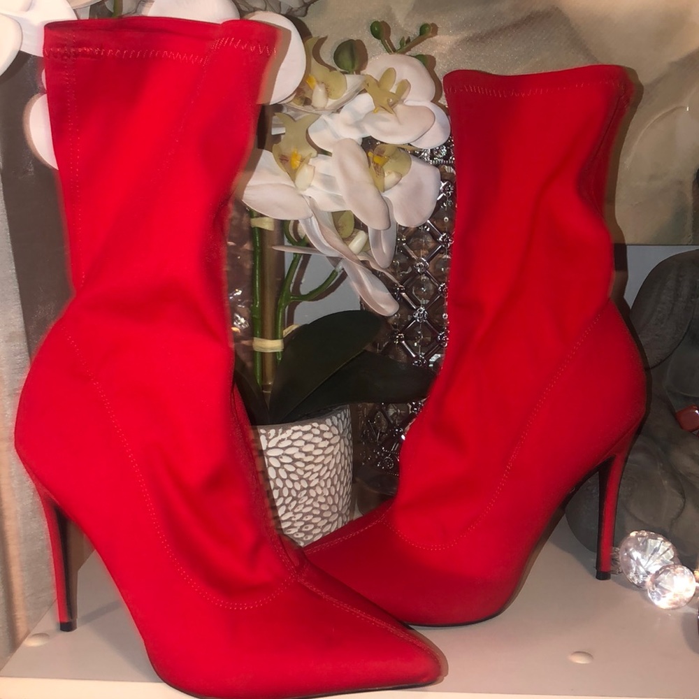 Cherry red🍒 booties